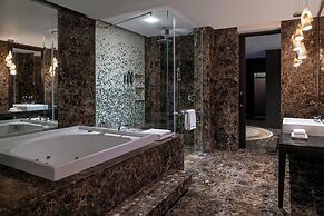 The Westin Doha Hotel & Spa