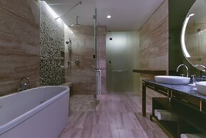 The Westin Doha Hotel & Spa