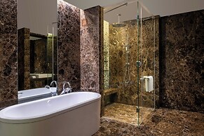 The Westin Doha Hotel & Spa