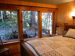 Copper Creek Inn at Mt Rainier