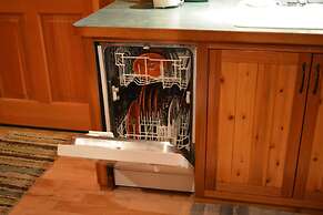 Copper Creek Inn at Mt Rainier