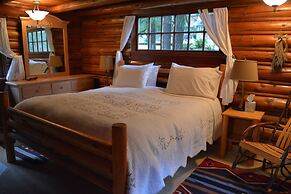 Copper Creek Inn at Mt Rainier