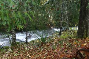 Copper Creek Inn at Mt Rainier