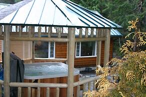 Copper Creek Inn at Mt Rainier