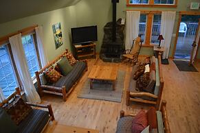 Copper Creek Inn at Mt Rainier