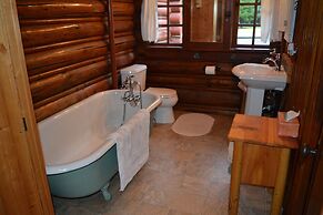 Copper Creek Inn at Mt Rainier