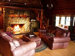 Copper Creek Inn at Mt Rainier