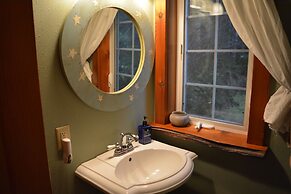 Copper Creek Inn at Mt Rainier