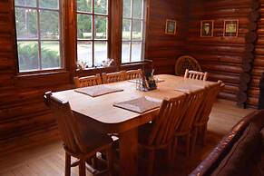 Copper Creek Inn at Mt Rainier