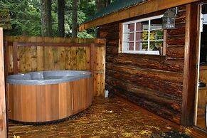 Copper Creek Inn at Mt Rainier