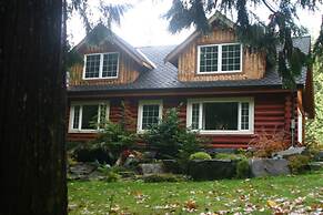 Copper Creek Inn at Mt Rainier