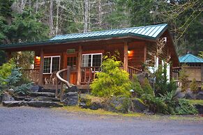 Copper Creek Inn at Mt Rainier