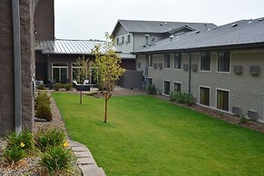 Roosevelt Inn and Suites