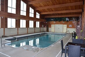 Roosevelt Inn and Suites