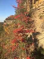 Black Bear Lodge Motel