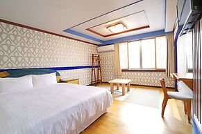 Phoenix Pavilion Hot Spring Hotel