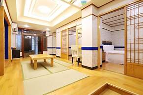 Phoenix Pavilion Hot Spring Hotel