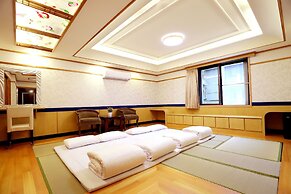 Phoenix Pavilion Hot Spring Hotel