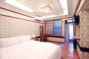 Phoenix Pavilion Hot Spring Hotel