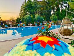 Pamukkale White Heaven Suite Hotel