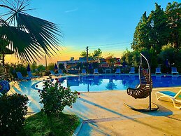 Pamukkale White Heaven Suite Hotel