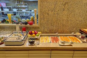 Niranta Airport Transit Hotel & Lounge Terminal 2 Arrivals