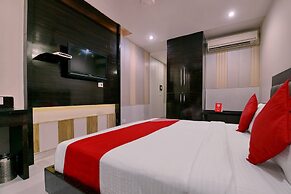 OYO 464 Hotel Lotus Palace