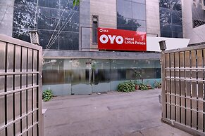OYO 464 Hotel Lotus Palace