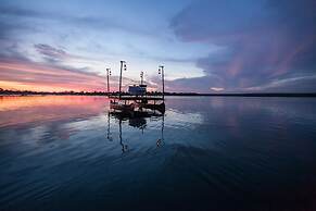 Sindabezi Island Camp