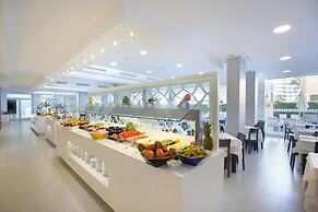 Mar Hotels Playa de Muro Suites