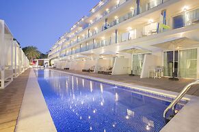 Mar Hotels Playa de Muro Suites