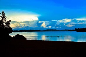 Roman Lake Ayurveda Resort