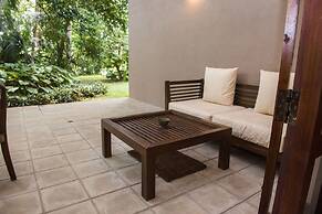 Roman Lake Ayurveda Resort