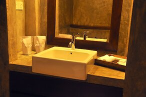 Roman Lake Ayurveda Resort