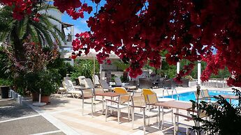 Kyparissia Beach Hotel
