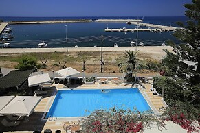 Kyparissia Beach Hotel