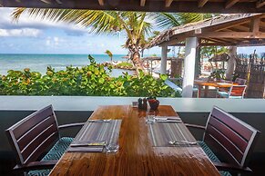 Ocean Point Beach Resort & Spa - Adults Only