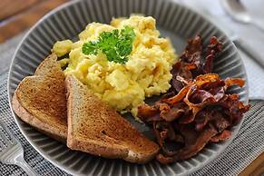 Ocean Point Beach Resort & Spa - Adults Only