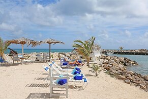 Ocean Point Beach Resort & Spa - Adults Only