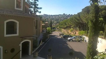 Adonis Mougins