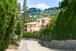 Adonis Mougins