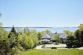 The Inn at Ocean's Edge