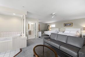 The Inn at Ocean's Edge