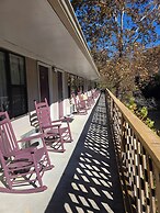Drama Inn