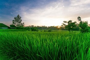 Pesantian Villa & Warung