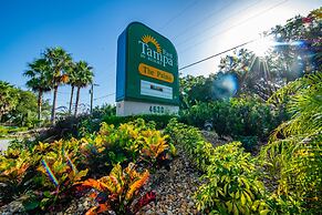 Tampa East RV Resort- Campground