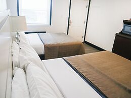 The Lancaster Motel By OYO Ronks near Paradise