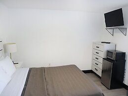 The Lancaster Motel By OYO Ronks near Paradise