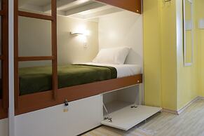 Brazilodge All Suites Hostel