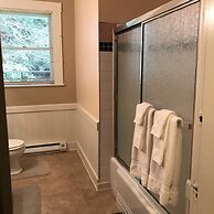 Mountain Meadows Inn